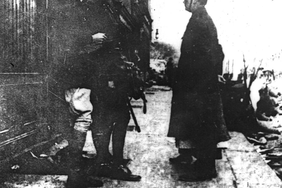 Patrick Pearse surrenders at Moore Lane on April 29, 1916