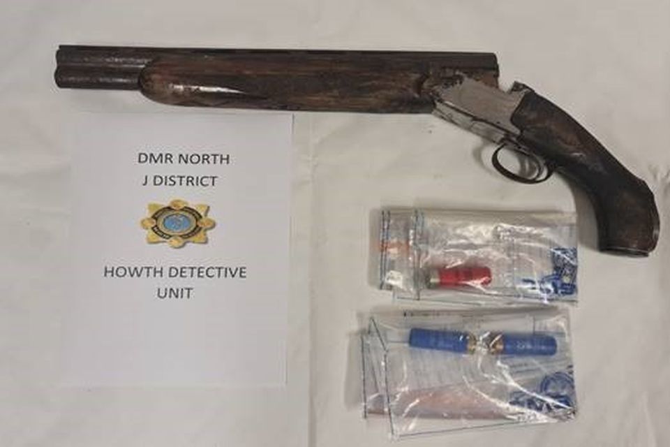 Gardaí investigating escalating Dublin feud seize shotgun, ammunition and cars