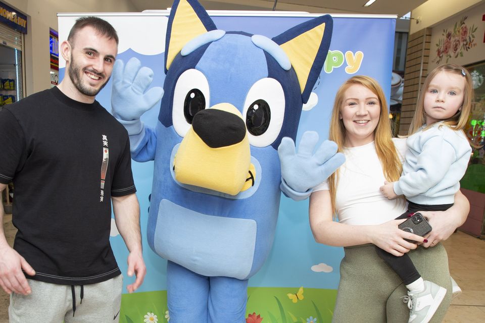 Dylan, Anna and May Coady with Bluey at the Bridgewater Shopping Centre in Arklow. Photo: Michael Kelly
