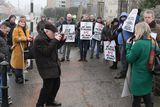 thumbnail: Imelda Munster TD speaking at the protest.