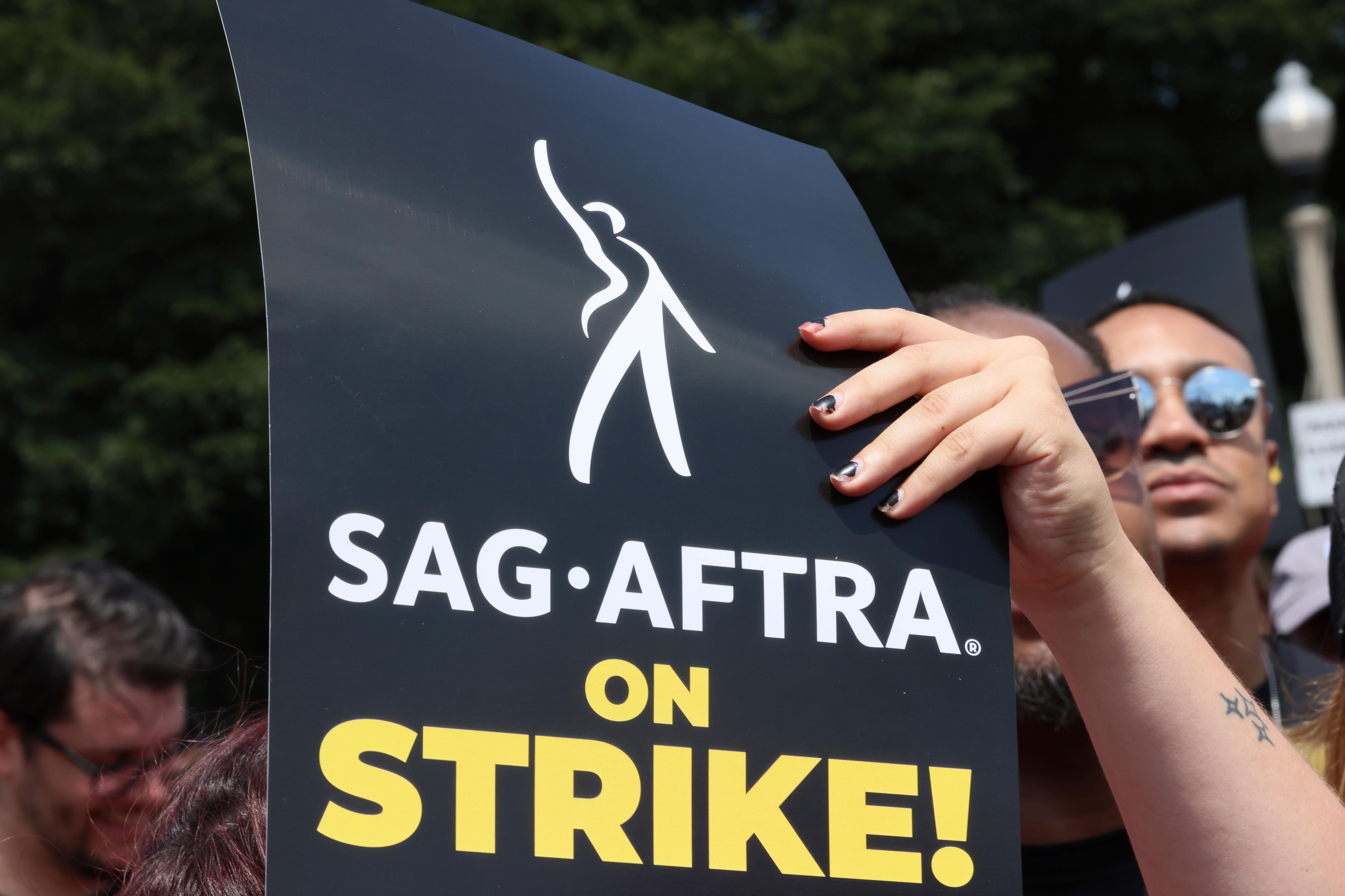 US actors union strike enters its one-month mark