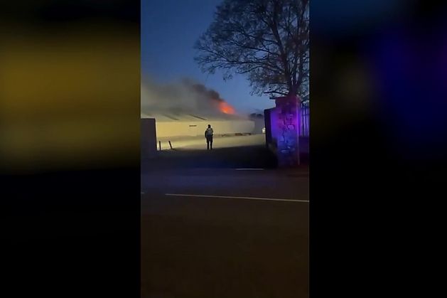 Wicklow fire crews extinguish fire at Homesavers after four-hour battle ...