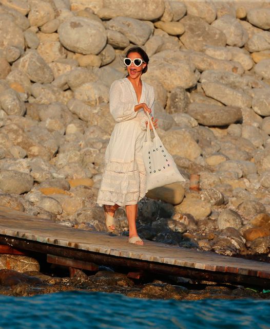 alicia vikander and michael fassbender party on eve of rumoured wedding in  ibiza-141017_12