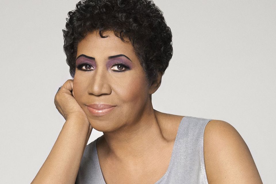 Aretha Franklin will head to the UK once she conquers her flying phobia