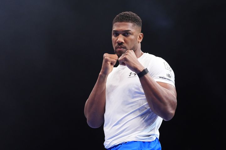 Anthony Joshua on track to fight Tyson Fury in November – Eddie Hearn