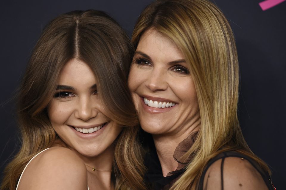 Lori Loughlins Babe Breaks Silence On College Admissions Scandal Irish Independent