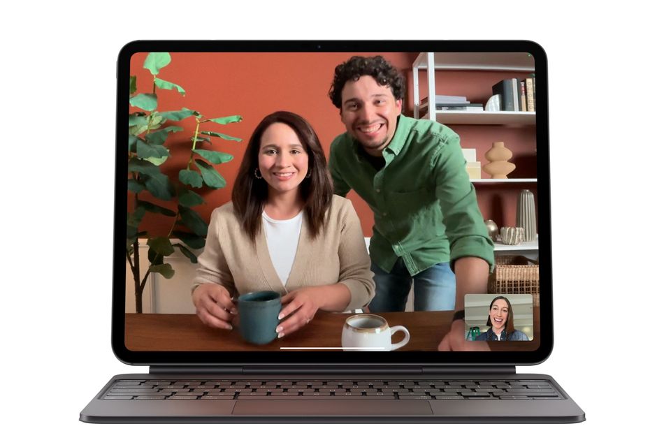 iPad Pro M4 has moved webcam to a typical laptop position