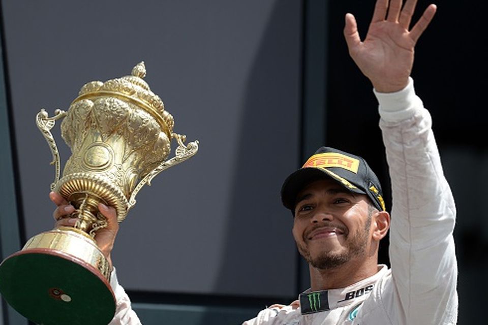 Lewis Hamilton wins British Grand Prix to close gap on Nico Rosberg