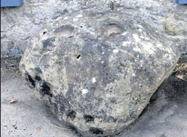 Kneeling stone connects St. Patrick to town | Irish Independent