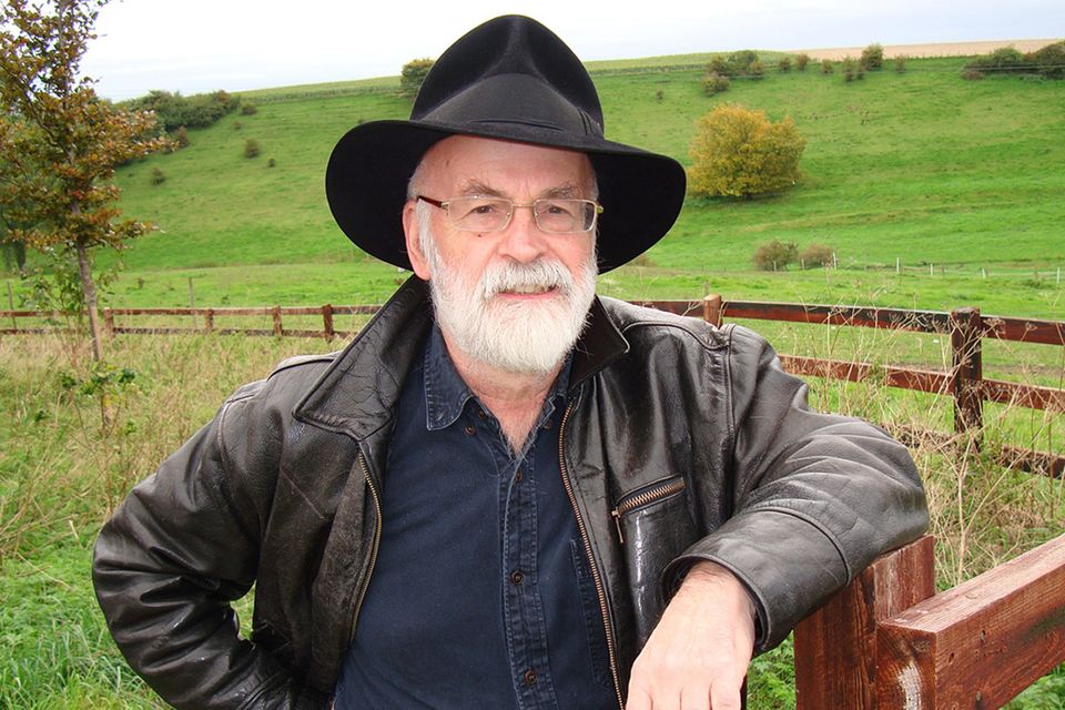 Terry Pratchett docudrama reveals moment author realised he was 'dead', Terry  Pratchett
