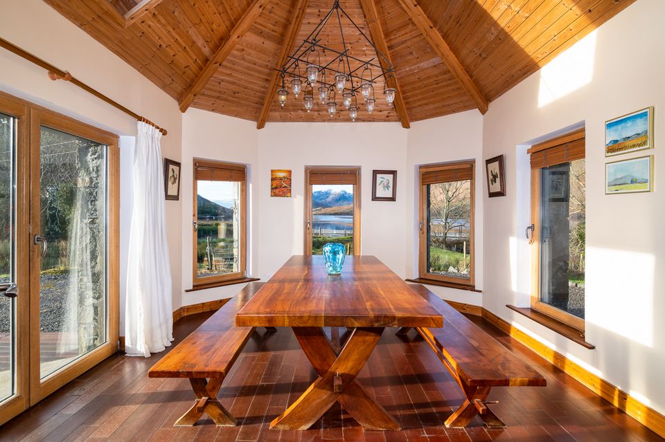 The dining room with views of the fjord