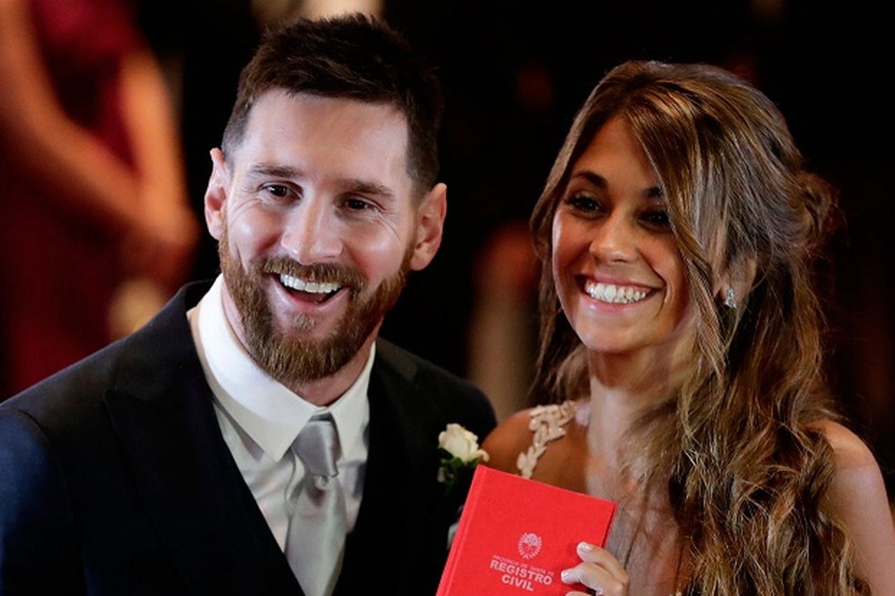 Newlywed Lionel Messi shares sweet photo with wife and sons as they return  from luxurious honeymoon | Irish Independent