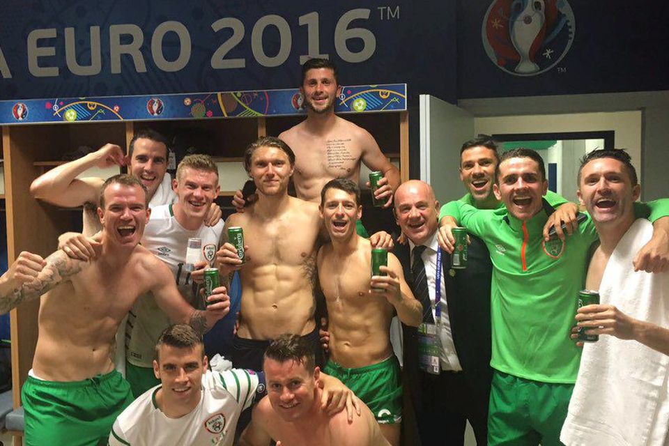Shay Given tweets picture from the dressing room of Ireland team in Lille on Wednesday night