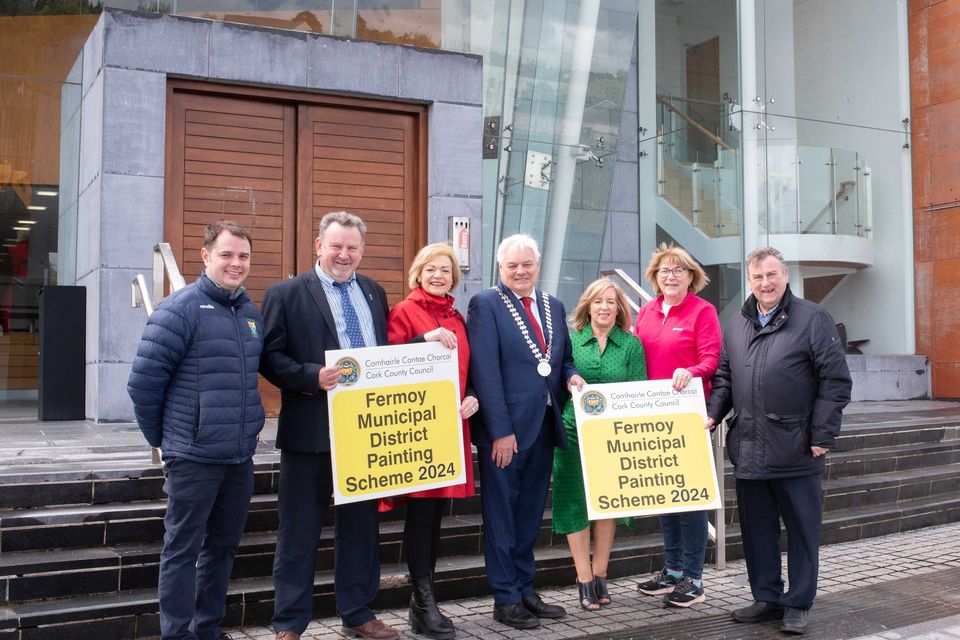 Pictured from left to right – Cllr. William O’Leary, Cllr. Frank Roche, Cllr Dierdre O’Brien, Mayor of the County of Cork Cllr. Frank O’Flynn, Municipal District Officer Margaret O’Donoghue, Cllr. Kay Dawson and Cllr. Noel McCarthy announcing the Fermoy Municipal District Streetscape Painting, Signage and Improvement Scheme for 2024. Pic: Sean Jefferies