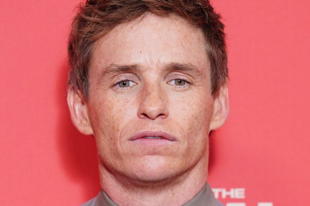 Eddie Redmayne feeling ‘such pride’ as Cabaret marks 1,500th show in London