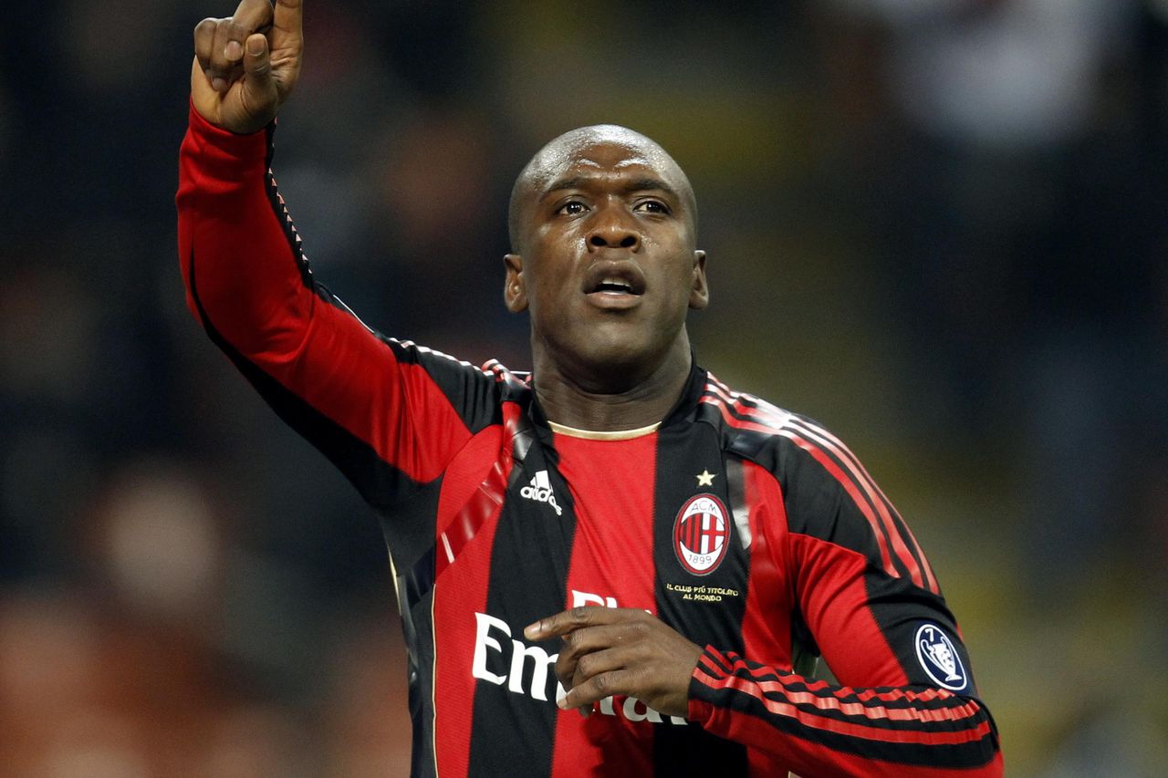 Decorated debutant Seedorf looking to lift Milan - Eurosport