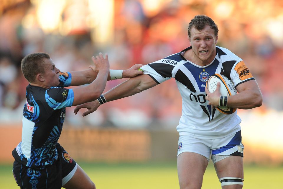 L'ancien attaquant de Bath et Bristol Nick Koster (à droite) est décédé à l'âge de 34 ans (Joe Giddens / PA)