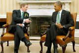 thumbnail: U.S. President Barack Obama (R) speaks with Ireland's Prime Minister Enda Kenny in the Oval Office during a St. Patrick's Day visit at the White House in Washington March 17, 2015. REUTERS/Jonathan Ernst