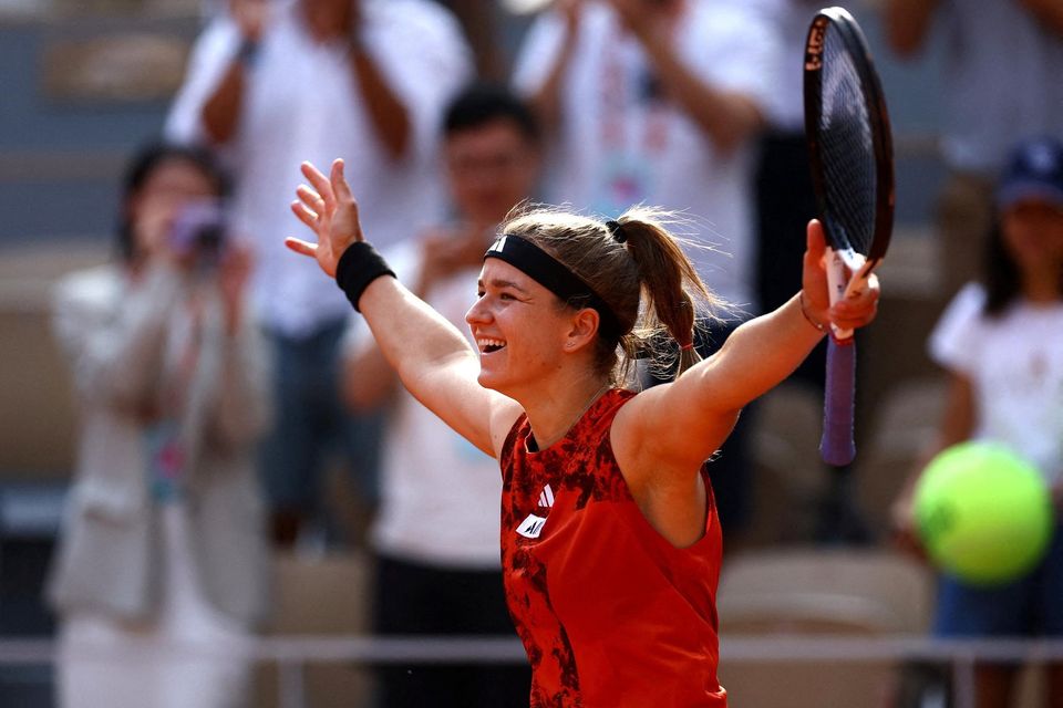 French Open 2023: Aryna Sabalenka sets up Karolina Muchova semi