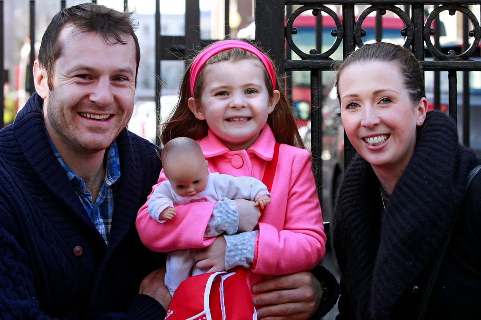 Kevin and Addie Croke, with their daughter Juliette (4), outside the Circuit Civil Court.