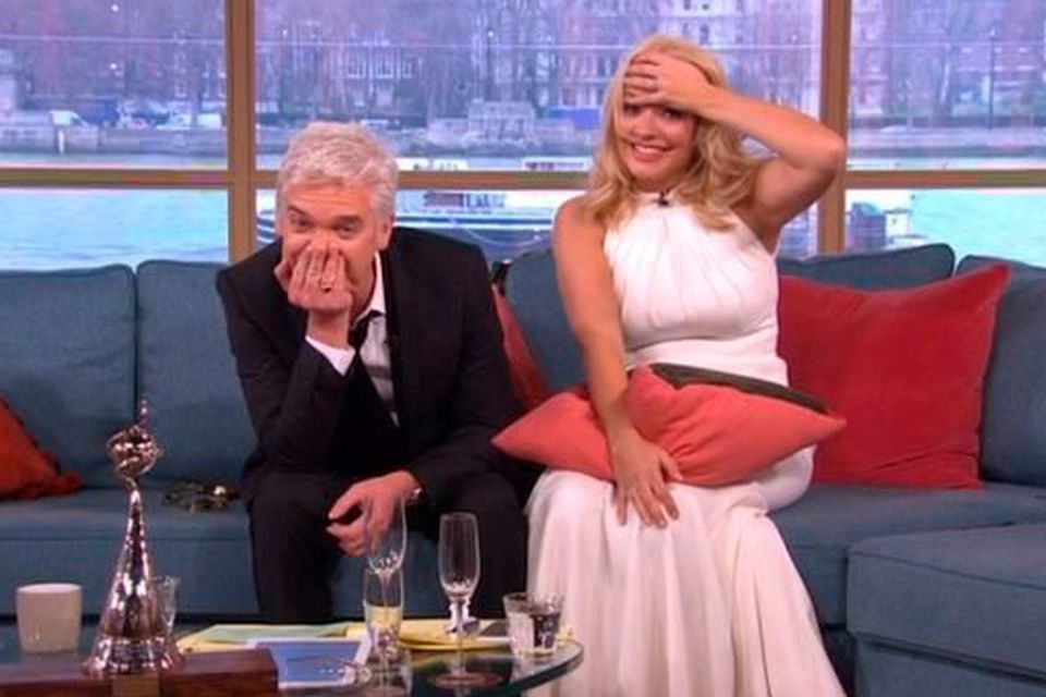 Holly and Philip struggle on This Morning
