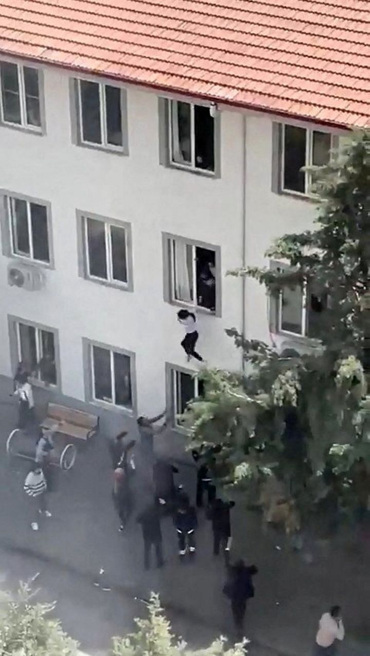 Pupil (14) kills nine in Turkey’s second school shooting in two days