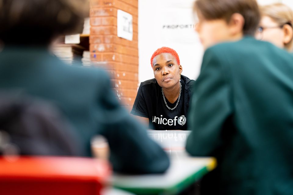 Arlo Parks visits a UNICEF Rights Respecting school in London.