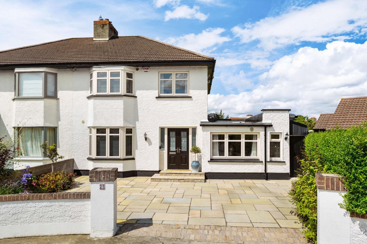 Take the chill off in Monkstown at upgraded and extended former 'Berg