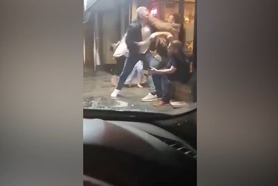 GAA 夫婦、ケバブ店の争いで刑務所を免れるも裁判官は「失墜」を非難