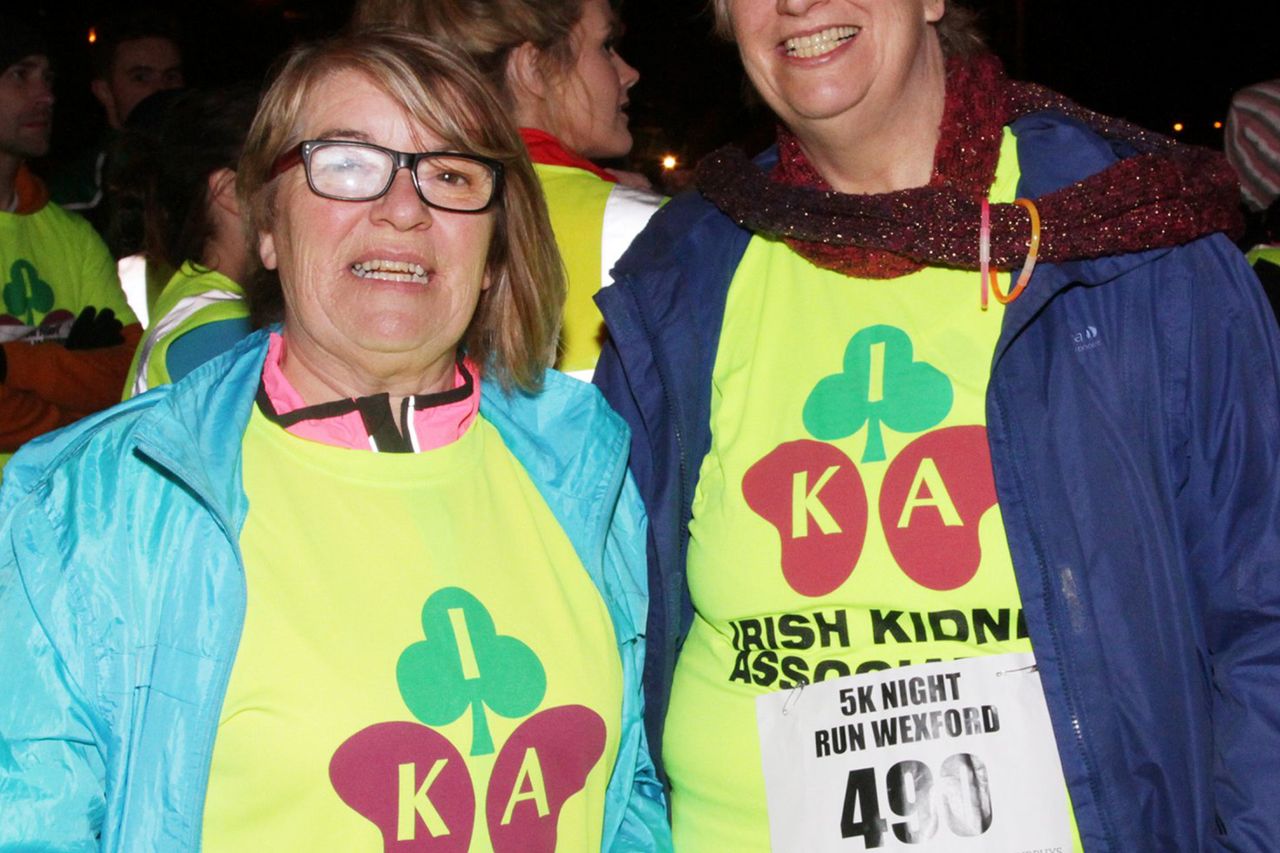 Over 1 000 people take to the streets for 5k night run Irish