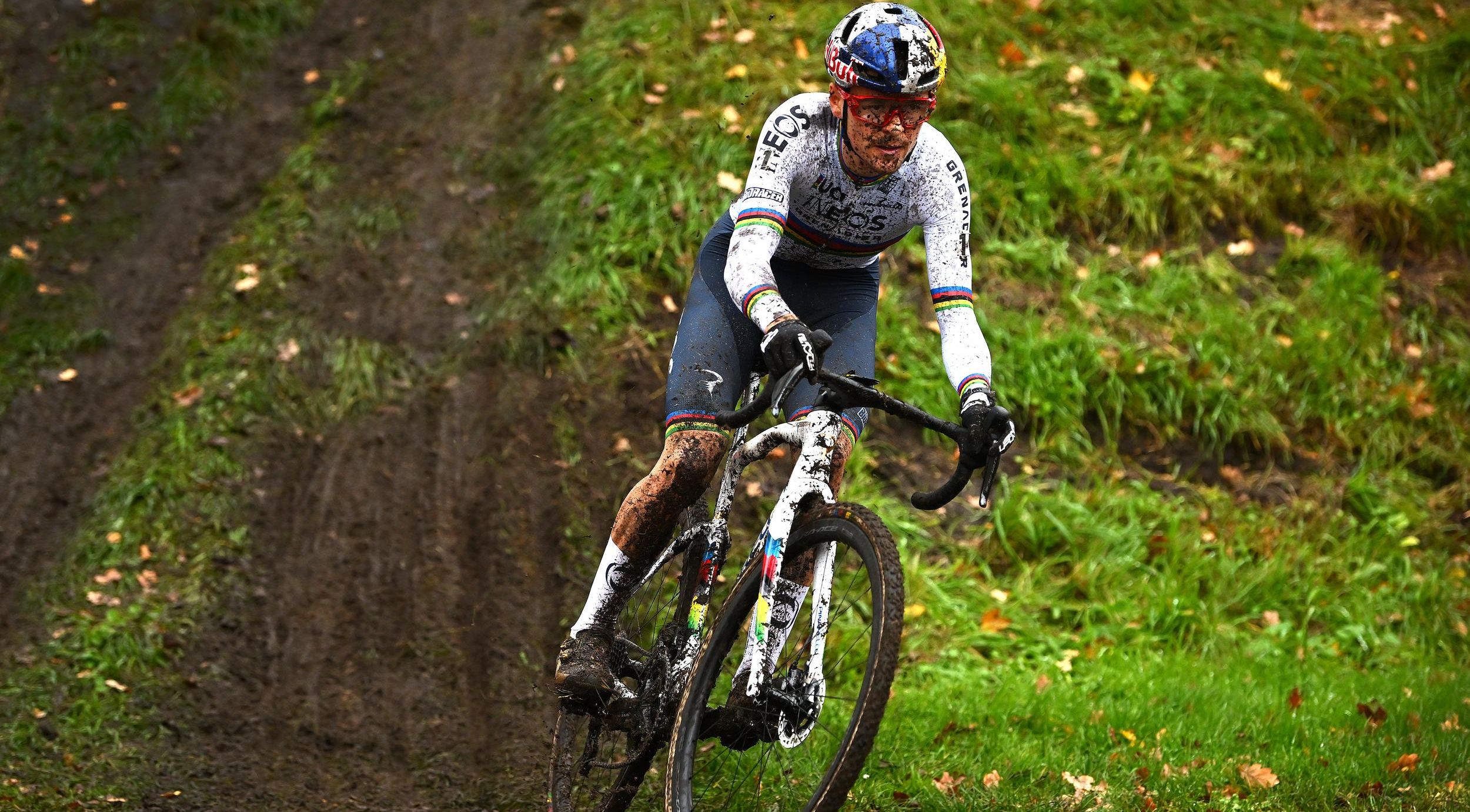 World Championships: Tom Pidcock smashes the field to win mountain bike  cross-country rainbow jersey