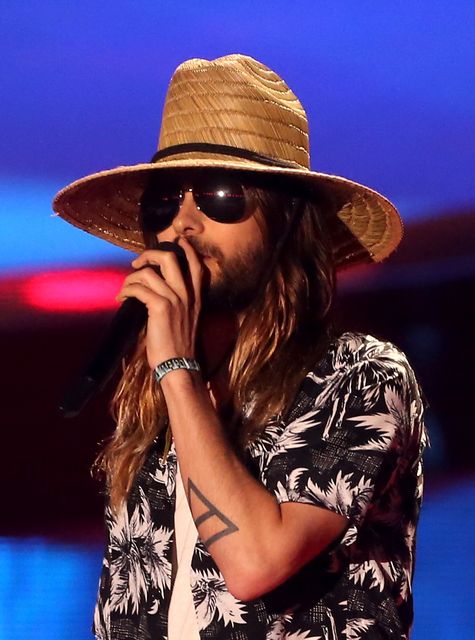 When he outdid Pharrell's Grammys hat for this better, better and straw-ier version at the MTV Movie Awards.