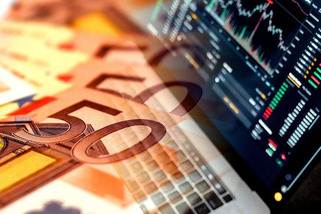 Stocks, equities and steering clear of the 'Magnificent Seven' - Where the finance experts would invest a spare €10,000