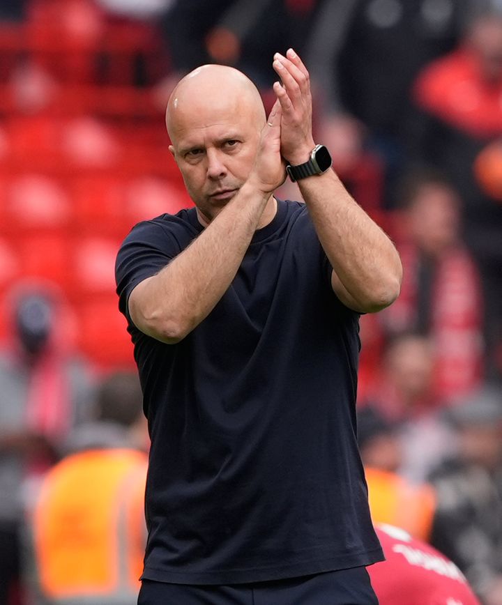 Richard Jolly: Liverpool fans have turned on Arne Slot and he now needs a miracle to stay