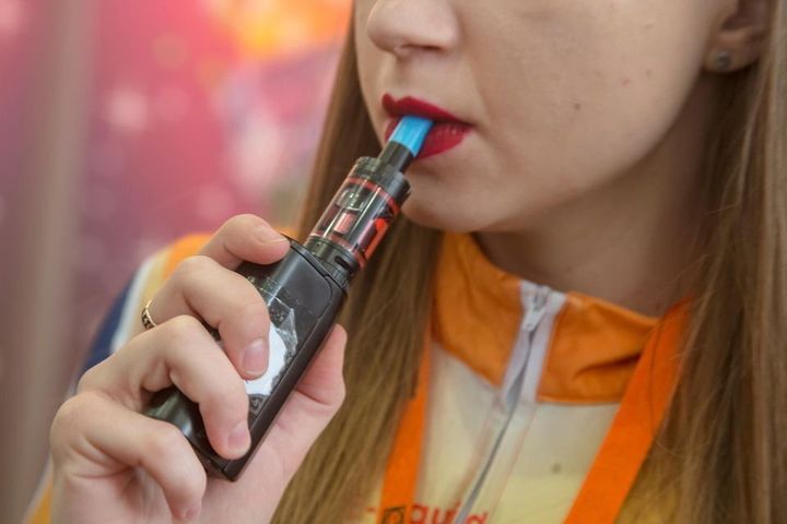 Kerry vape shop fronts under fire amid warnings to ‘keep children out at all costs’