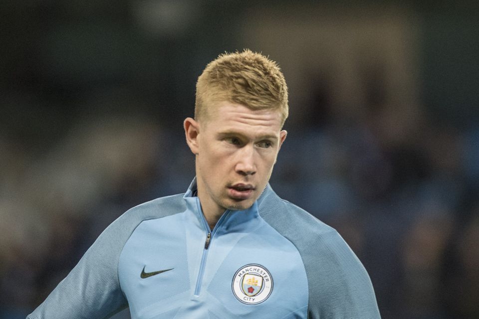 UEFA Champions League, Manchester City versus Napoli; Kevin De Bruyne of Manchester City warms up for the game (Photo by Conor Molloy/Action Plus via Getty Images)