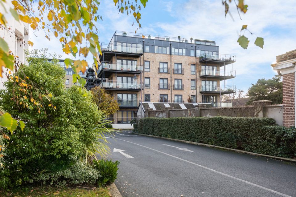 The penthouse at Bushy Park, Terenure, Dublin 6W has a monthly rent of €4,000.