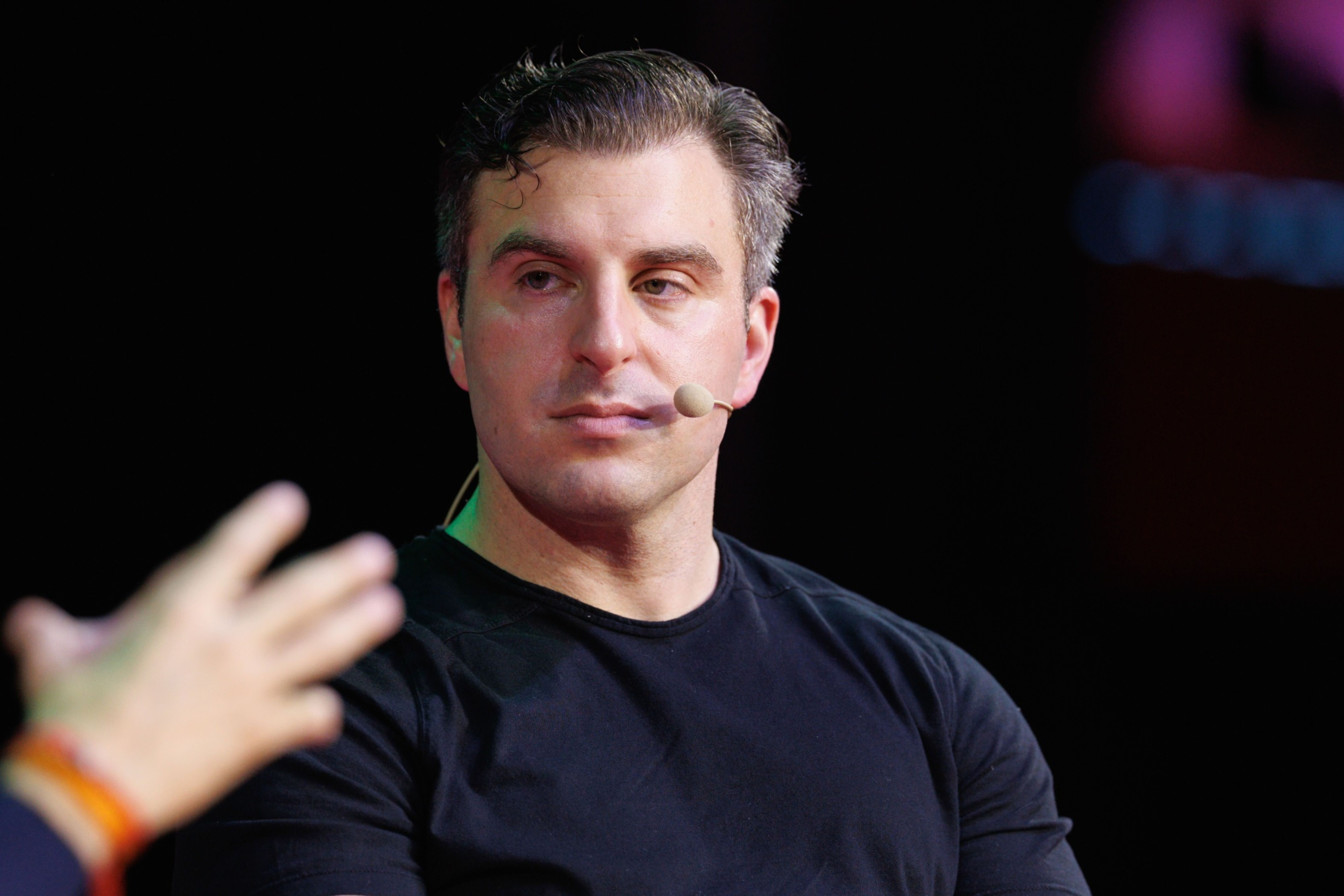 Airbnb’s CEO Reveals Plan to Effectively Fix the Fundamental Issues Plaguing the Platform