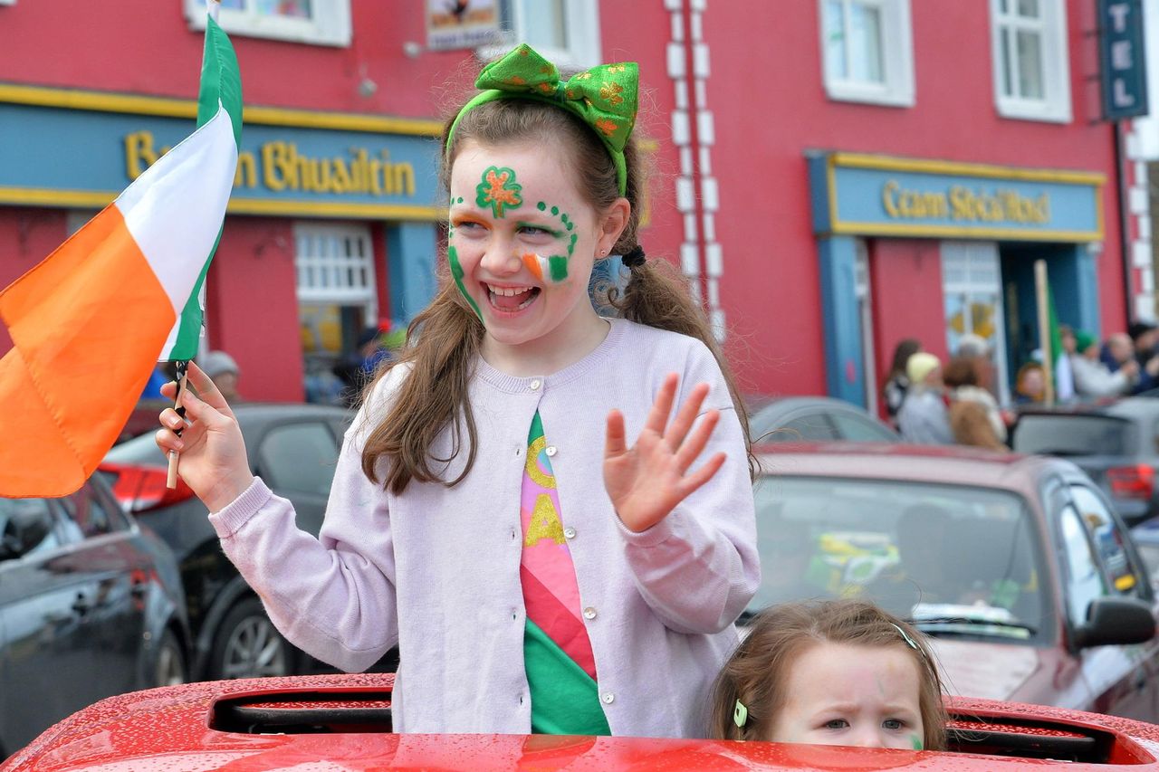 Baile an Fheirtéaraigh’s St Patrick’s Day parade in Kerry captured in ...