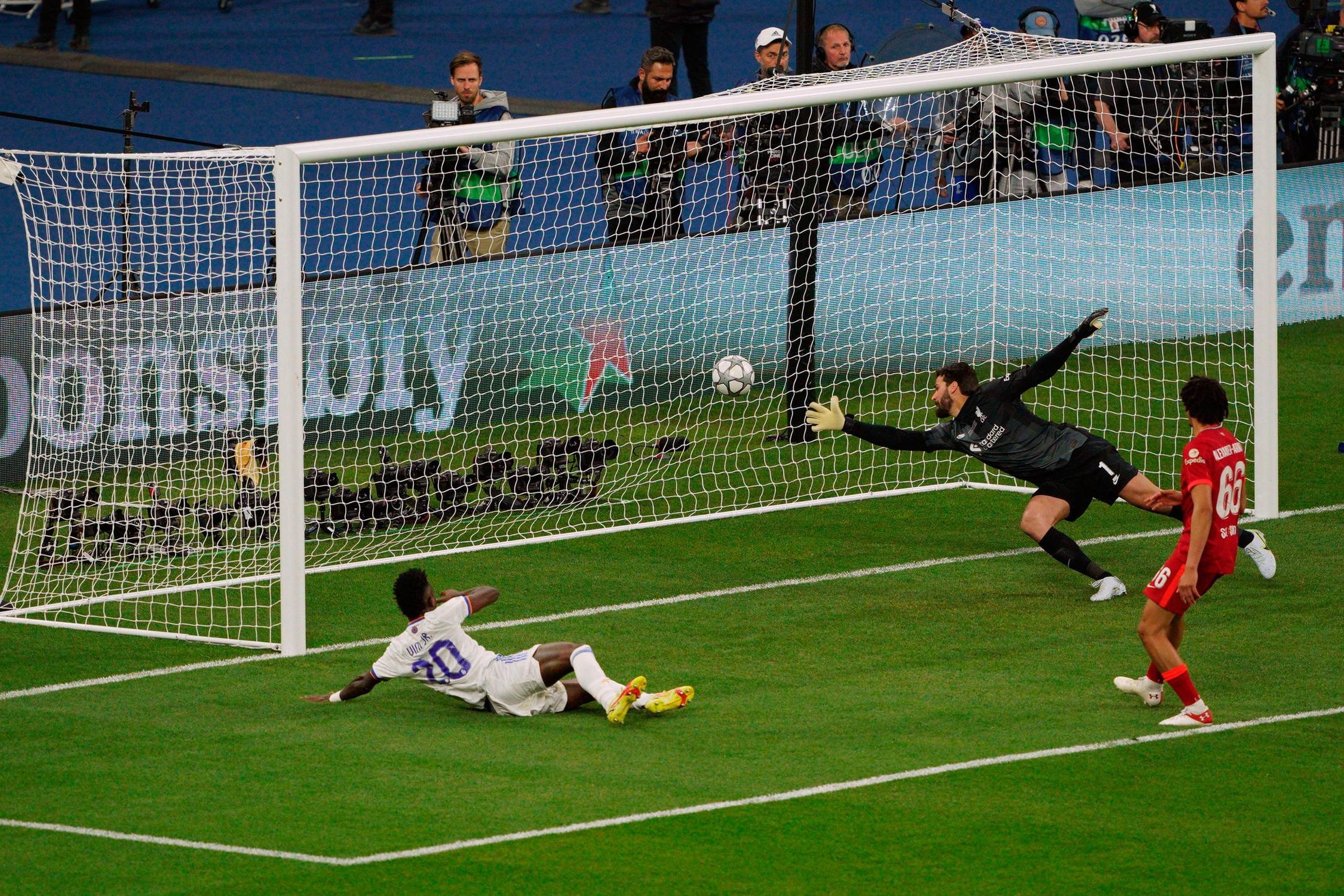 How Real Madrid's Thibaut Courtois earned UEFA Champions League final 2022  man of the match award and confirmed his place among world's best  goalkeepers vs. Liverpool