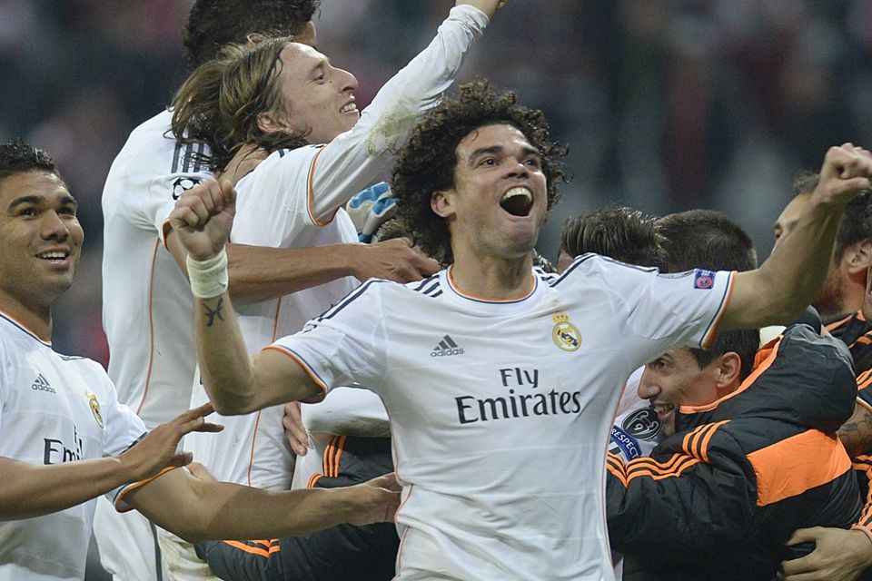 Madrid overcomes red card, Ronaldo absence to defeat Galatasaray