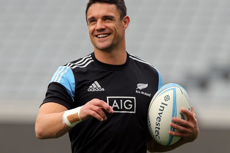 Dan Carter to become rugby's first £1m man with Racing Metro