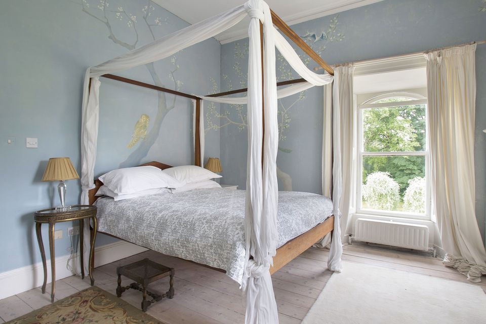 The Bird Room is furnished with a romantic canopy bed. The birds were painted by Aisling’s nephew, Sam Horler.