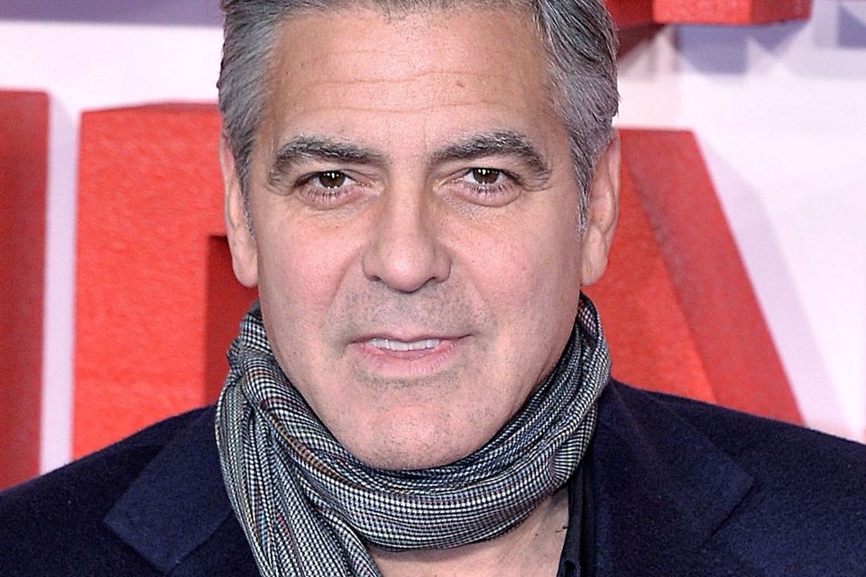 George Clooney will apparently celebrate his wedding at a dinner party in the UK