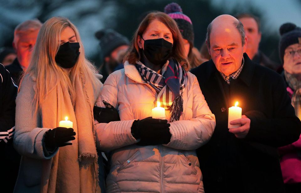 Ashling's parents Kathleen and Ray with her sister Amy at a vigil which took place on the bank of the Grand Canal, Tullamore. Photo: Gerry Mooney