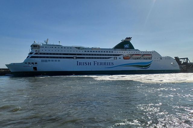 Irish Ferries ‘Oscar Wilde’ returns with new paint job to take up ...