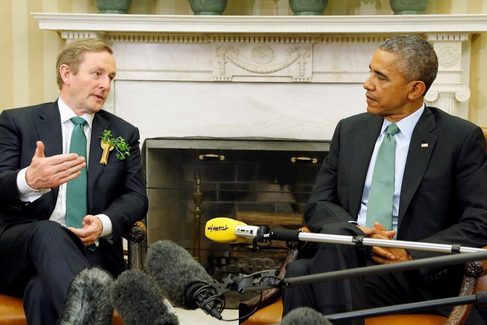 Ireland's Prime Minister Enda Kenny (L) delivers remarks after meeting with U.S. President Barack Obama in the Oval Office on a St. Patrick's Day visit at the White House in Washington March 17, 2015. REUTERS/Jonathan Ernst