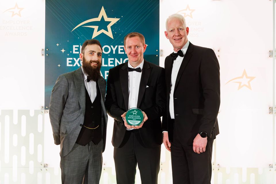 Elbow Lane Brew & Smoke House, Cork won the Best Employer Food and Drink Award at Fáilte Ireland’s Employer Excellence Awards which took place in the Lyrath Estate Hotel in Kilkenny.  Pictured from left are Joe Timbrell and Jerry O’Sullivan, Elbow Lane Brew & Smoke House and Paul Kelly, CEO, Fáilte Ireland. Pic: Dylan Vaughan