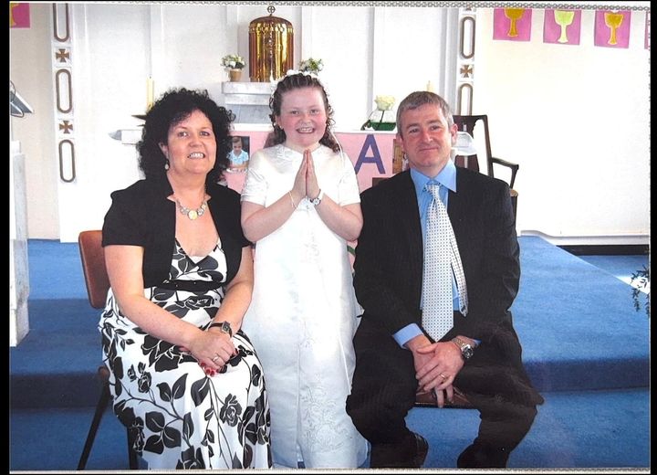 Kerry woman organises walk in memory of her mother on her 60 birthday – ‘She was the centre of our world’