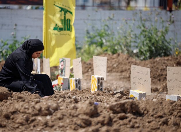 Israel and Lebanon agree to 10-day ceasefire as Donald Trump expected to host leaders in Washington